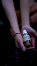 Dezodorant naturalny z trawy, korzeni i kwiatów - obrazek 3