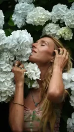 Niebieskie Mleczko z żywicy frankincense, kwiatów jabłoni i klikitorii - obrazek 4